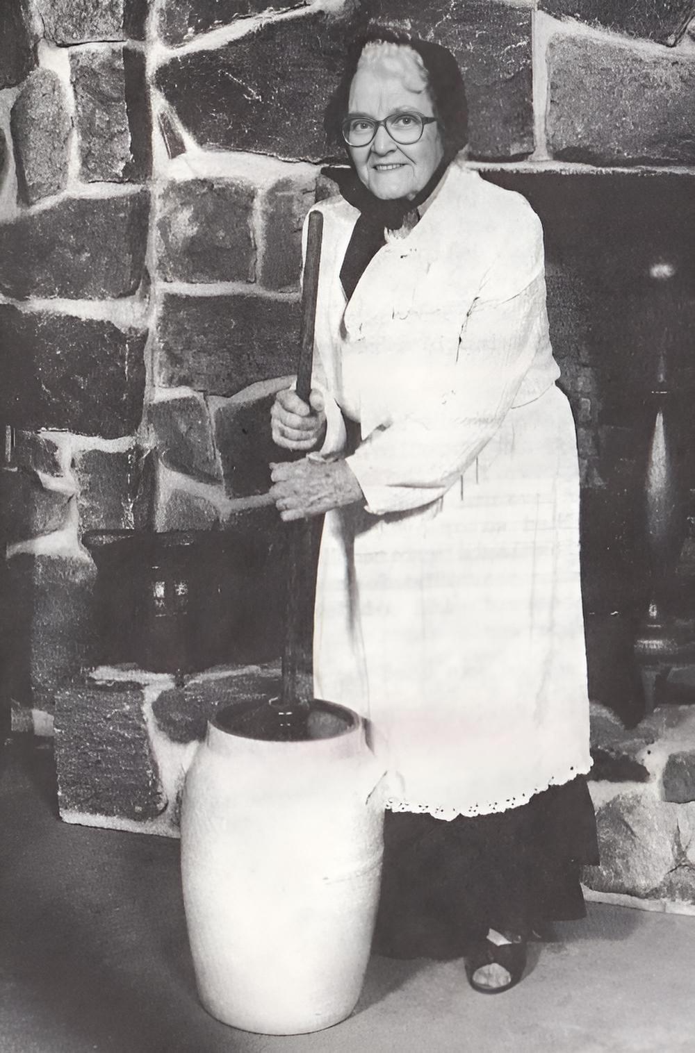 Jessie MacRae